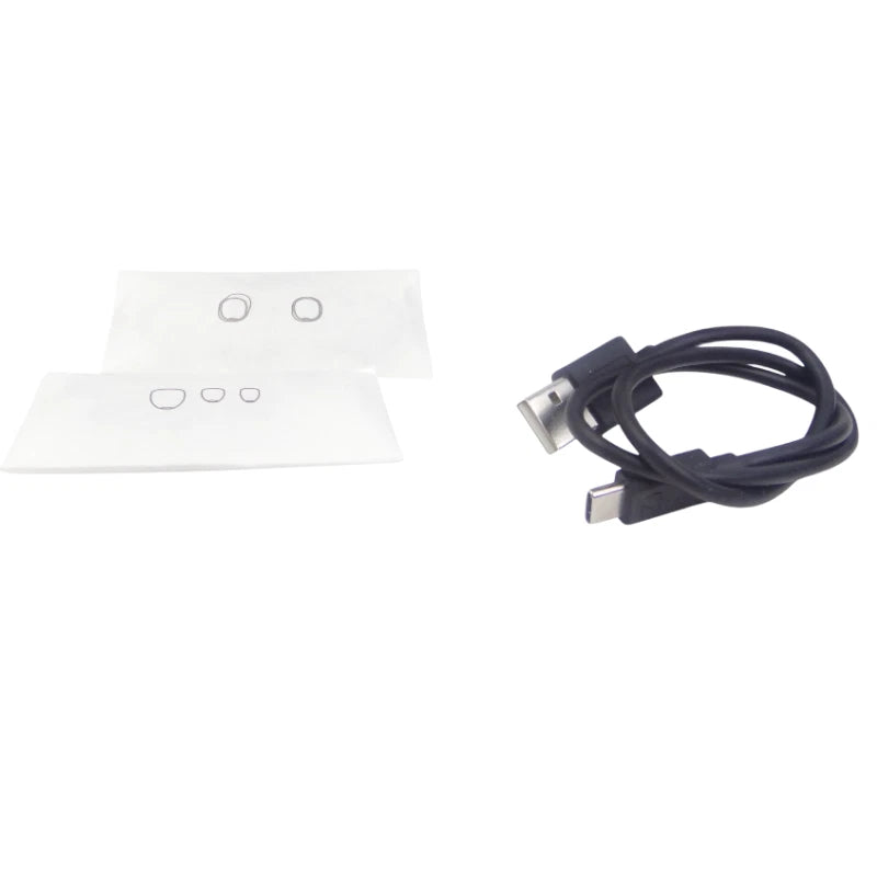 Momentum 4 Accessory Set Ear Tips, Wings, & Charging Cable